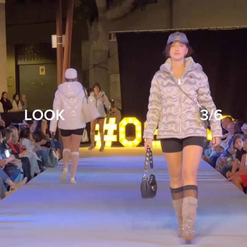 Looks tendencia del Desfile FW/24 de Munné 1941 1- Chaqueta Blauer Celeste + bolsos @oliviamareque + Sneakers Premiata + Gorra Guess 2- Chaqueta Blauer Off White + bolsos Olivia Mareque + Mercedes 4CCCC + Gorra Guess 3- Chaqueta Blauer Keith + Bolsos rock + Bota polaina con tachas + Gorra Lola Casademunt 4- Chaqueta Blauer Niles + Bolso Plomo + Bailarinas con tachas + Bufanda Guess + Gorra Lola Casademunt 5- Chaqueta Blauer Tacoma + Bolso Animal print + Mocasines @ponsquintana 6- Chaqueta Blauer Angell + Bolso Animal print + Zapatos Animal Print + Cinturón LC Comenta cuál es tu favorito #desfile #fw24 #tendencias #animalprint #blauer