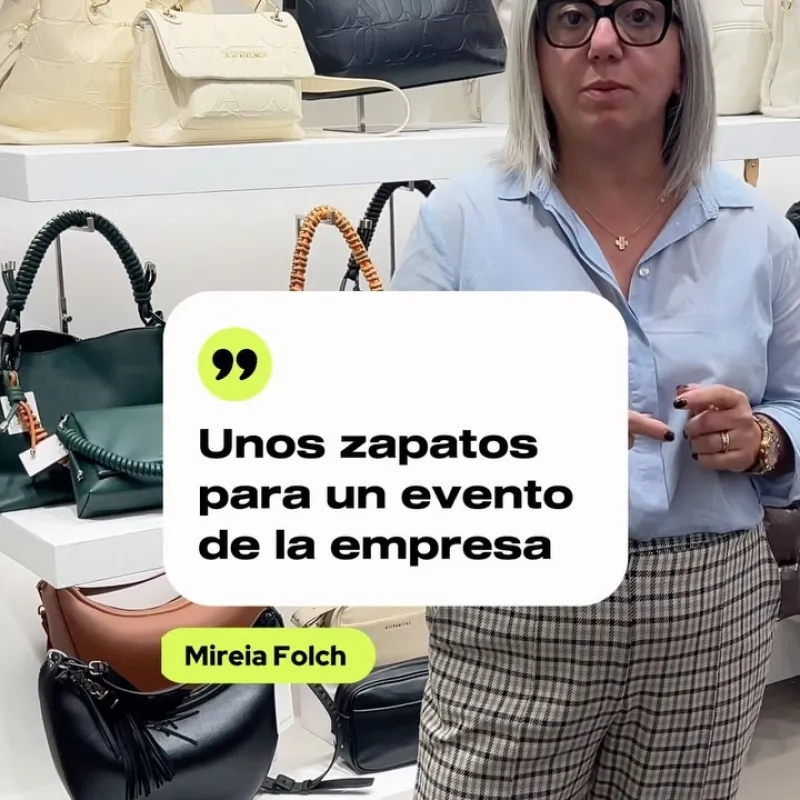 ¿Tienes un evento de empresa y necesitas unos zapatos que puedas utilizar también para trabajar? Aquí te dejamos con las 3 opciones que Isabel l propuso a una de nuestras clientas Quédate hasta el final para ver cuál se quedó Comenta con cuál te quedarías tú #zapatosparaevento #eventosdeempresa #zapatosvestir #botas #zapatosdepunta #elecciondezapatos